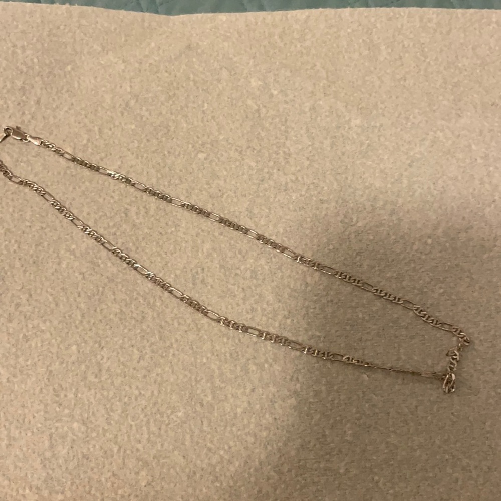 Neck chain white gold 18” men or women